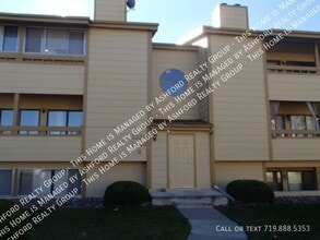 Building Photo - 1238 Firefly Cir