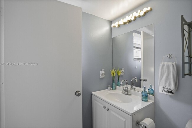 Building Photo - 4880 SW 64th Ave