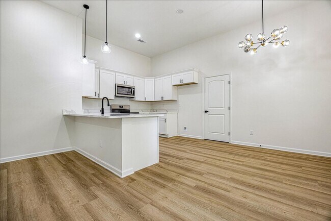 Building Photo - Stunning New Construction House in East Memphis!