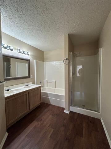 Building Photo - 5317 Los Altos Rd