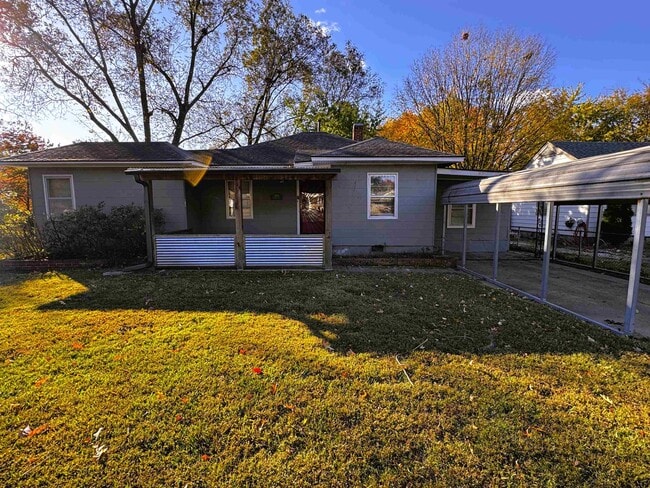 Primary Photo - 3829 Guernsey Ave