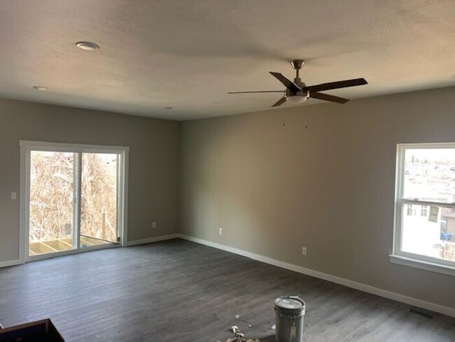 Building Photo - BRAND NEW 3 bedroom DUPLEXES in Ozark!!!!!