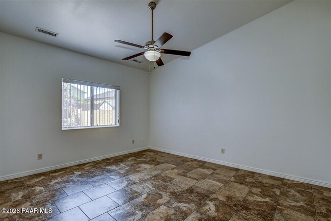 Building Photo - 6815 E Kilkenny Pl