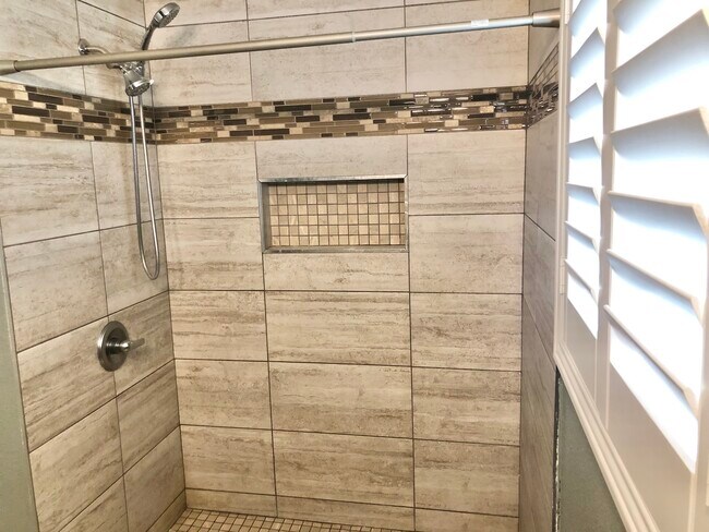 Building Photo - 68180 Calle Azteca