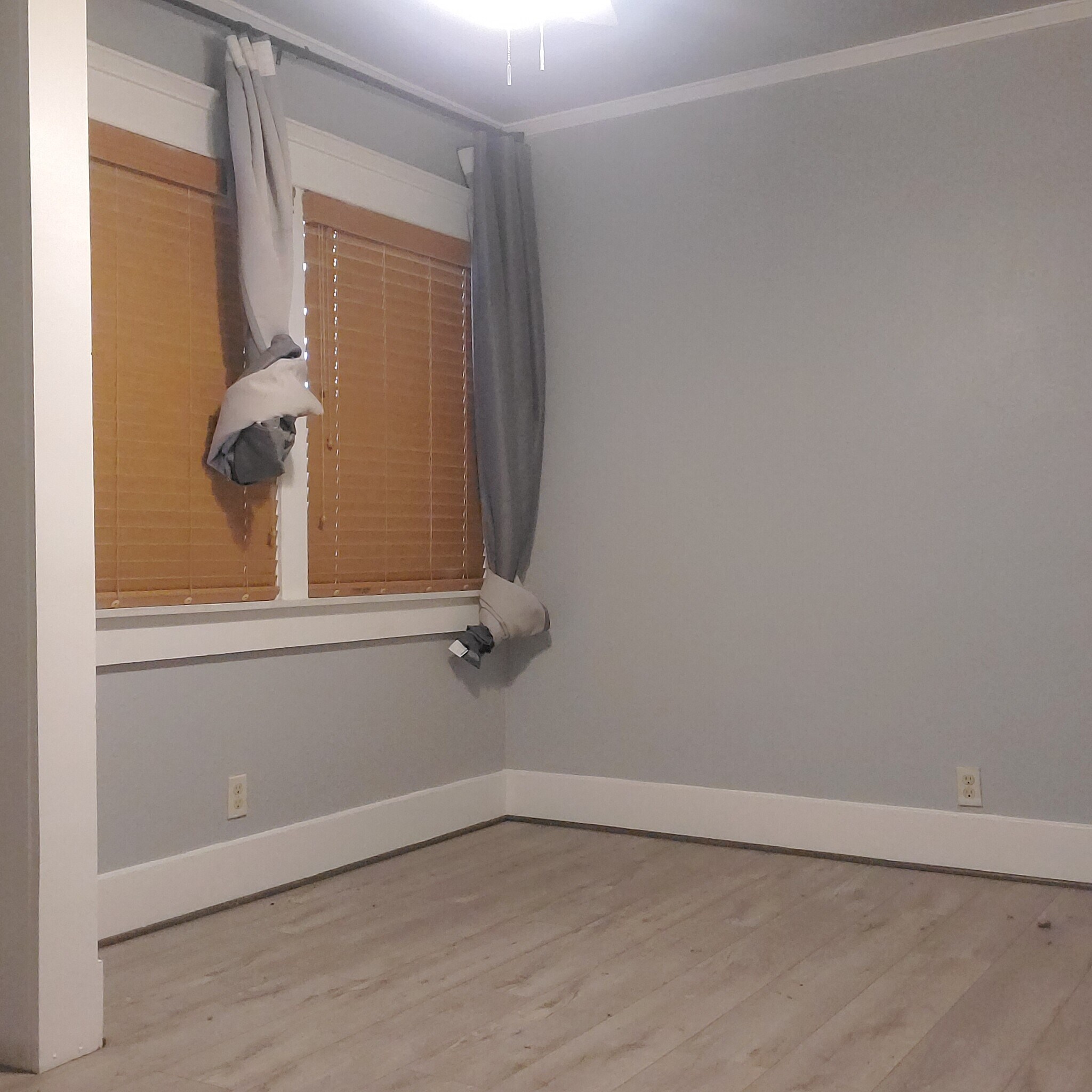 Building Photo - 2223 Terrace Heights Ave