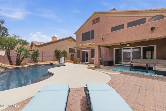 Building Photo - 9750 E Gelding Dr