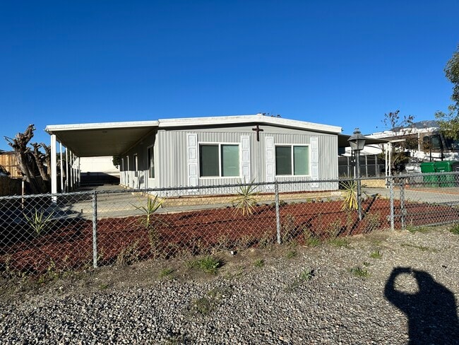 Building Photo - 44826 Orpington Ave