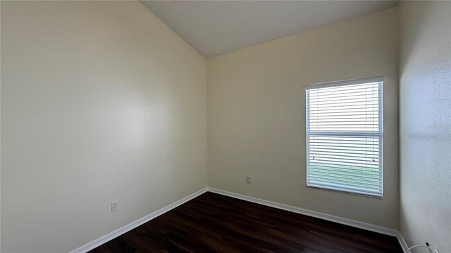 Building Photo - 16644 Rolling Green Dr