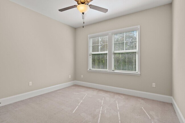 Building Photo - 2796 Palafox Ln
