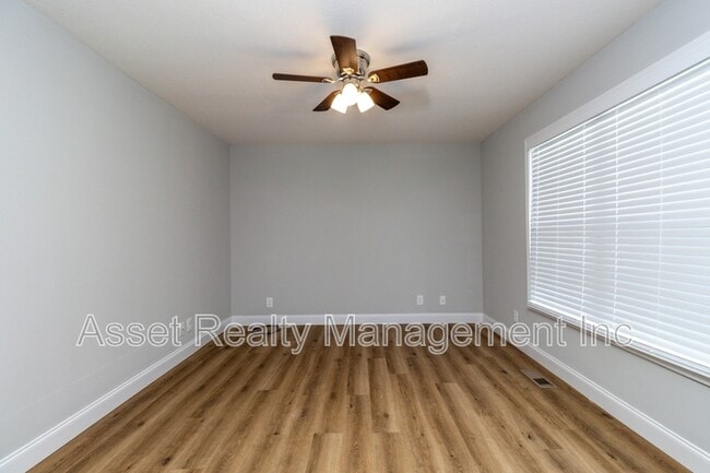 Building Photo - 252-254 Highland Avenue - 254
