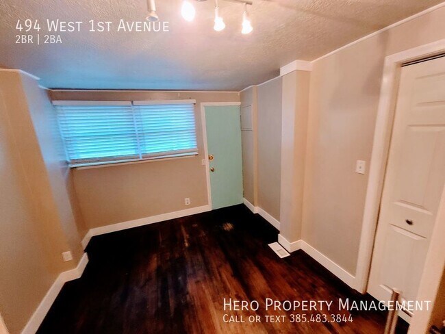 Building Photo - 494 W 1st Ave