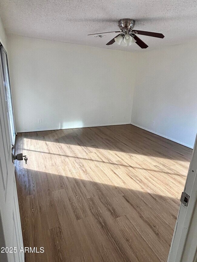 Building Photo - 8735 W Hazelwood St