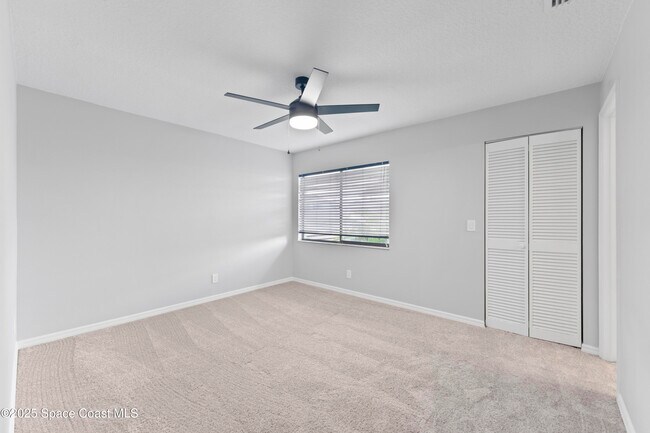 Building Photo - 1251 Beachside Ln