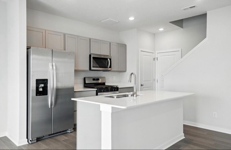 Building Photo - 6296 Marinelli Dr S