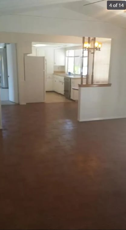 Building Photo - 2200 Cleopatra Pl NE