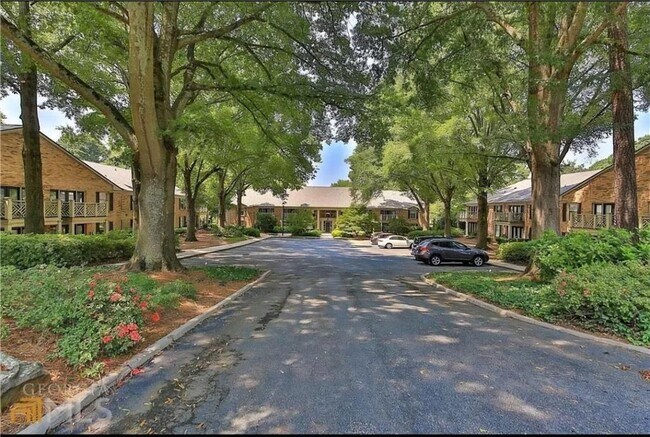 Primary Photo - 3650 Ashford Dunwoody Rd NE