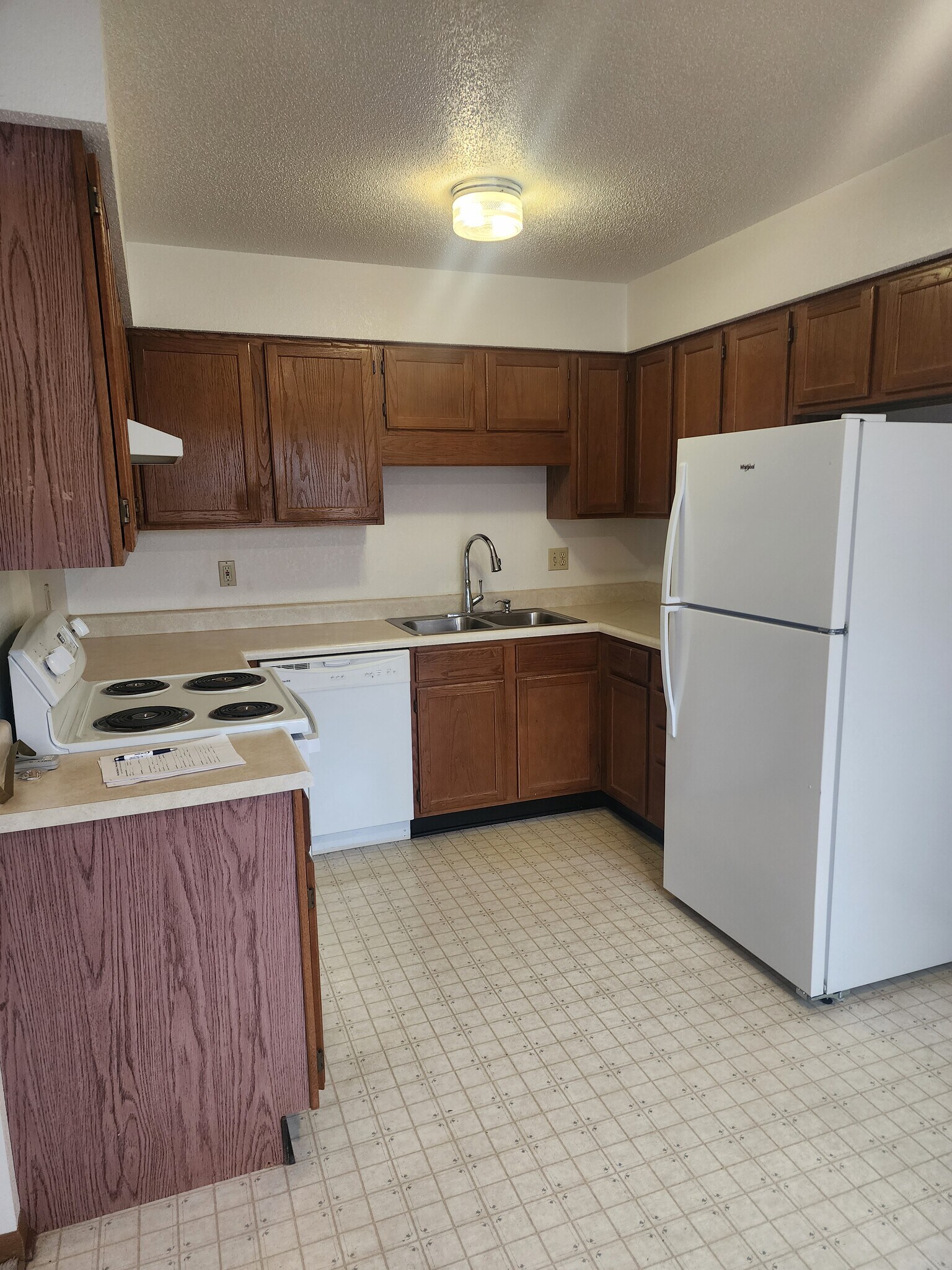 Building Photo - 1490 Tower Dr