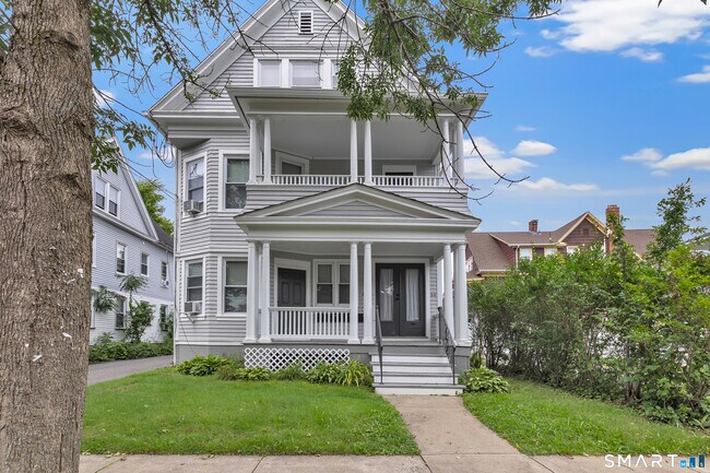 Building Photo - 66 Brownell St
