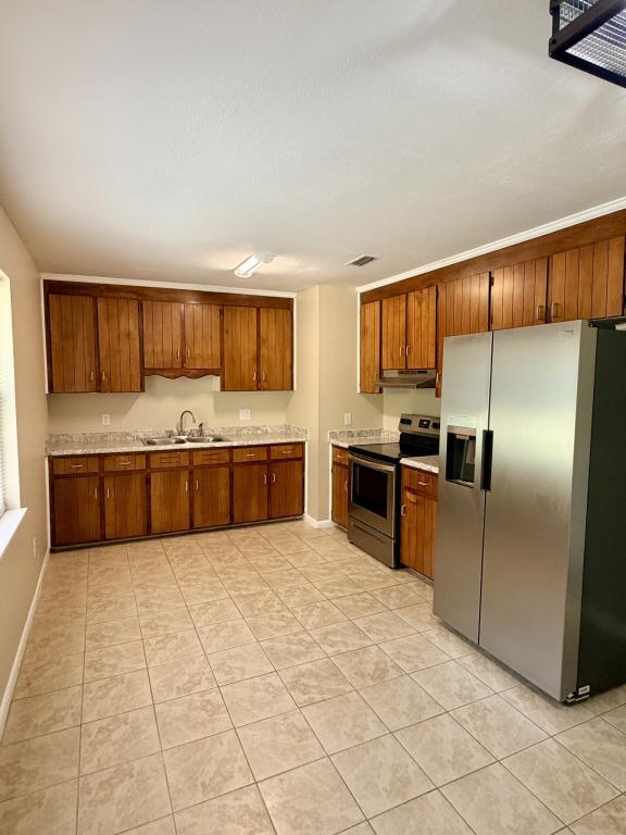 Building Photo - 103 Green St