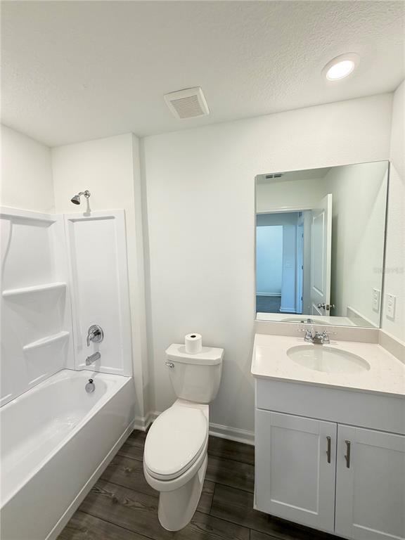 Building Photo - 4212 SW 82nd Ln