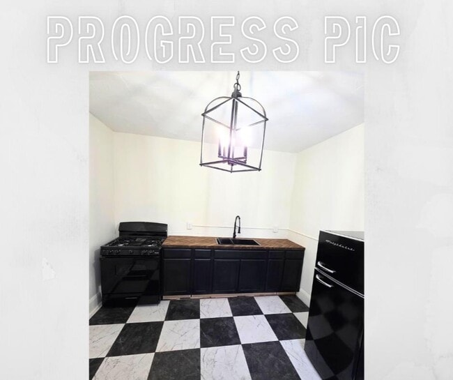 Building Photo - 126 Dawes Ave