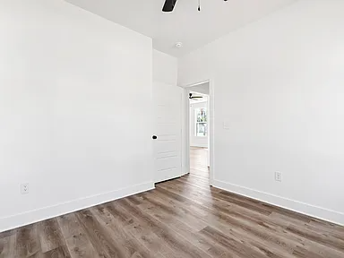 Building Photo - 821 Martin St
