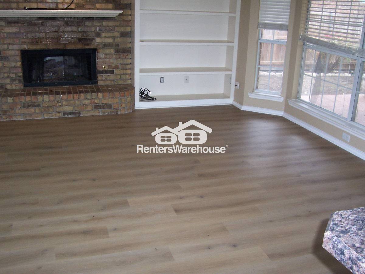 Building Photo - 1006 Cassion Dr