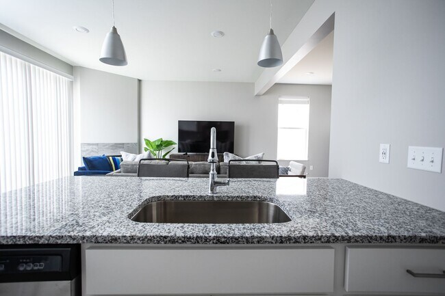 Building Photo - Spruce | Three Bedroom - Exterior Walkout