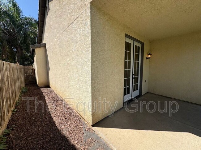 Building Photo - 312 W Reese Ave