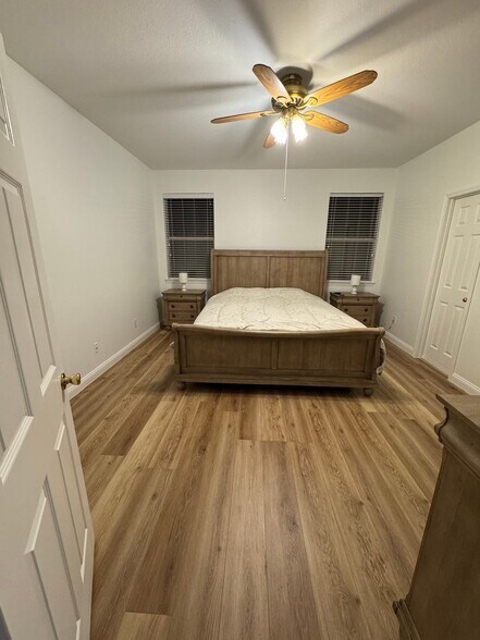 Building Photo - 3136 Deleon Dr