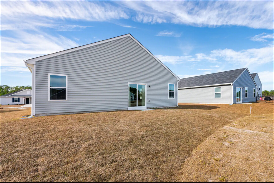 Building Photo - 4933 Abbington Oaks Way SE