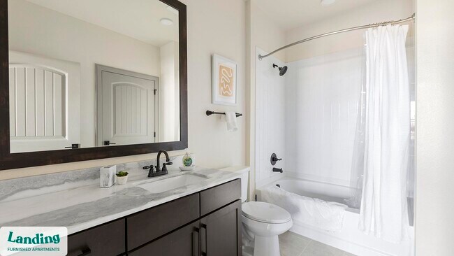 Building Photo - 3235 Heritage Trl