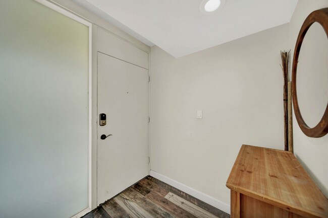 Building Photo - 1456 NE Ocean Blvd