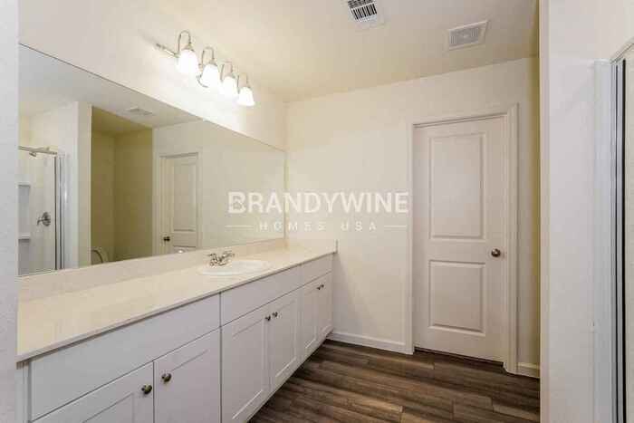 Building Photo - 2556 Sanders Crk Rd