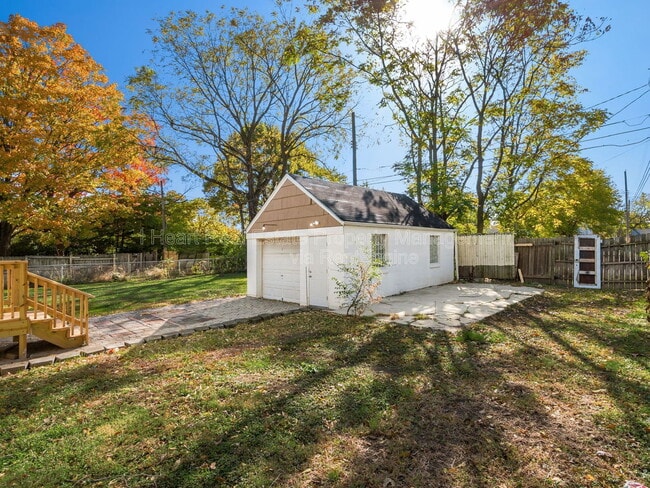 Building Photo - 1621 Sullivant Ave