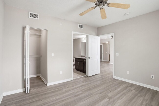 Building Photo - 3605 High Ridge Rd