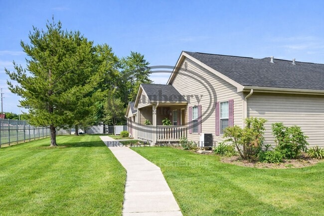 Building Photo - 1730 W Market St