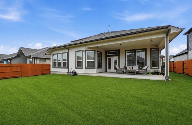Building Photo - 169 Soft Elm Dr