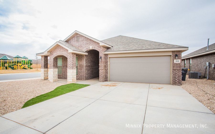 Building Photo - 2010 Kirksey Ave