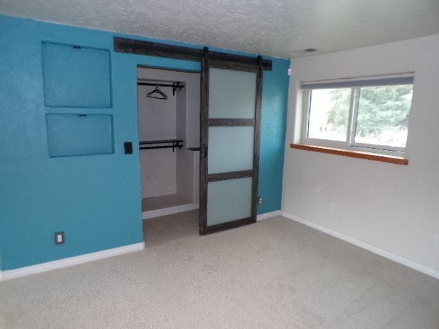 Building Photo - Great Southwest Location - 3 Bedroom - 2 Bathroom (58RO)