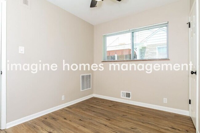 Building Photo - 7708 Arlington Avenue