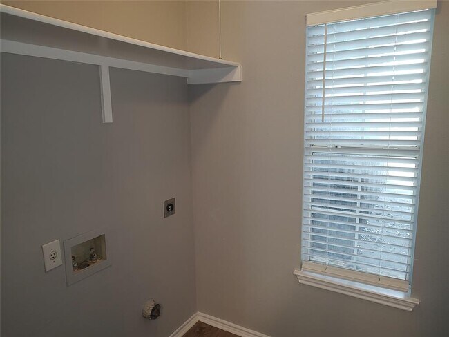 Building Photo - 1619 Constantino Cir