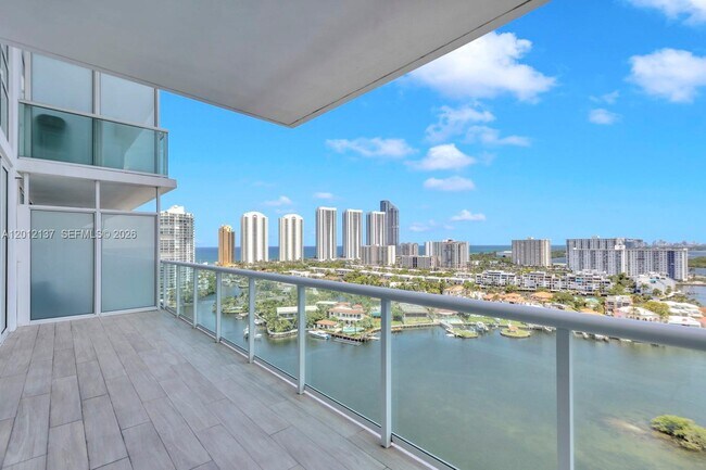 Building Photo - 400 Sunny Isles Blvd