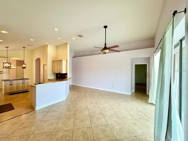 Building Photo - 12822 Hampton Hill Dr