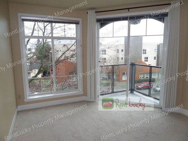 Building Photo - GREAT VIEWS! Lovely 2-Bedroom, 2 Bath Condo in Fantastic Fremont Area w/Garage Parking!!