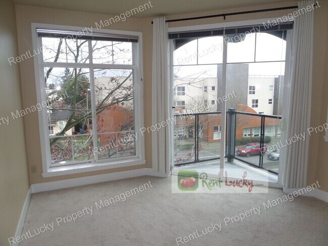 Building Photo - INCREDIBLE PRICE! Lovely CITY VIEW 2-Bedroom, 2 Bath Condo in Fremont Area w/Garage Parking!!