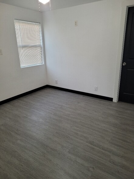 Building Photo - 1266 Nacion Ave