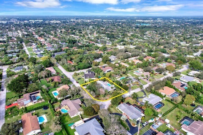 Building Photo - 8501 SW 178th St