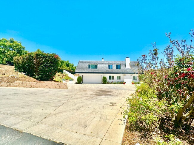 Building Photo - Breathtaking Custom Country Two-Story Home, Fully Remodeled & Beautifully Appointed on Private 20...