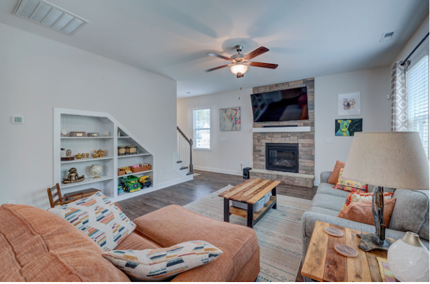 Building Photo - 8603 Lanvale Forest Dr